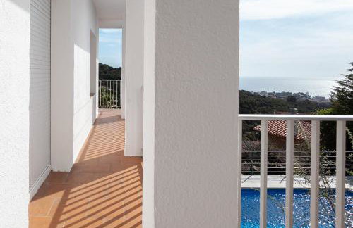 holiday house in a garden with view - Photo 4