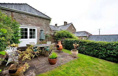 Finest Retreats - Coach House Wellbeing Retreat - Photo 37