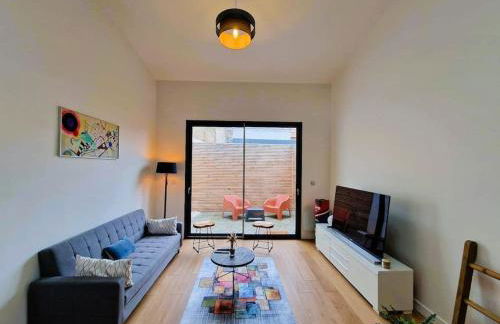 Le Bellay ¤ 2 Chambres ¤ Cour ¤10 mins Centre¤ - Foto 1