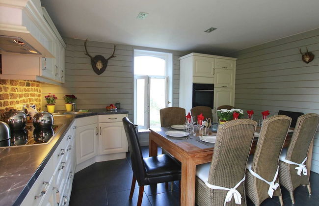 Riverside Mansion Retreat - Foto 9