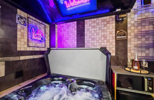 Private Spa Apartment in Maerdy Hot Tub & Sauna - Foto 6