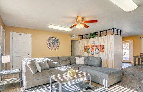 3 Mi to Glen Canyon Dam Home with Fenced Yard - Foto 1