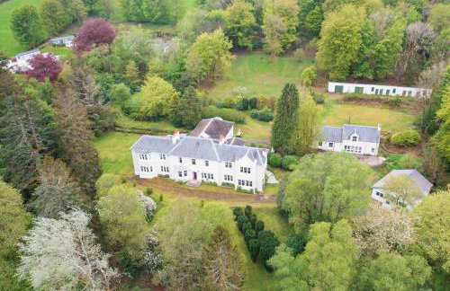 RnB - Rural n Beautiful - The Spacious Coach House - Photo 1