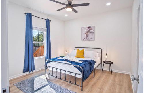 Perfect Spot to Relax 4br/3ba Near Dtown Hemisfair - Foto 46