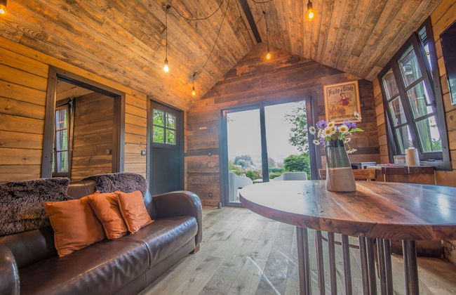 Holiday Home in Ferrieres With Garden - Photo 18