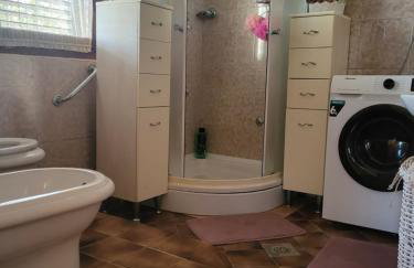 Apartment Lucky Star - 2 Bedroom, Sea View, Large Balcony, Free Parking, BBQ - Foto 36