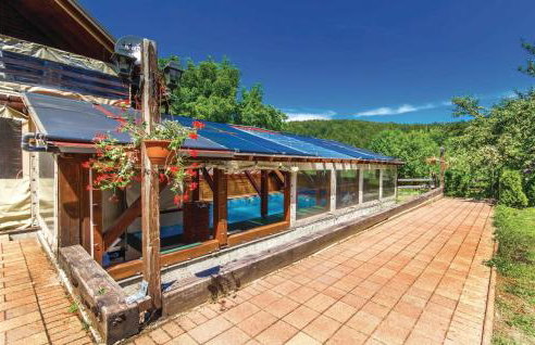 Cozy Home In Cujica Krcevina - Foto 12