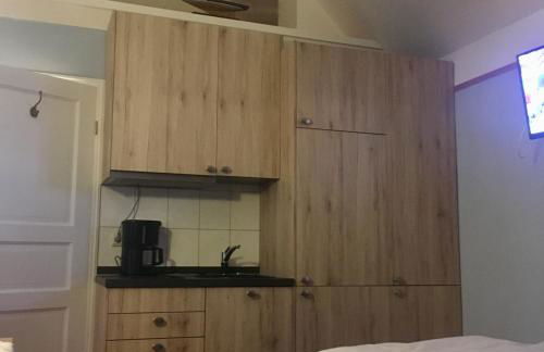 Kleines Haus am Hafen - ruhig und grün am Ortsrand - Foto 10