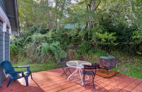 Herron Island Cabin with Deck Walk to Beach! - Foto 22