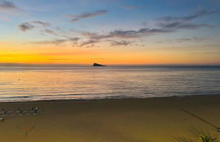 Esmeralda, Benidorm Beachfront Poniente, 1st line Frontal Seaview, Ocean Terrace - Foto 14