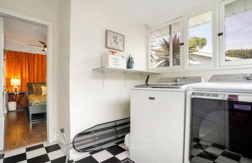 Bright and Quirky Hillcrest Craftsman - Photo 28