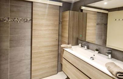 MAGNIFIQUE APPARTEMENT VUE MER - GRANDE TERRASSE ET PISCINE - Foto 32