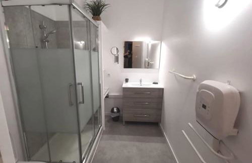 LA GABICHE - proche GUZET et face aux thermes - Foto 5