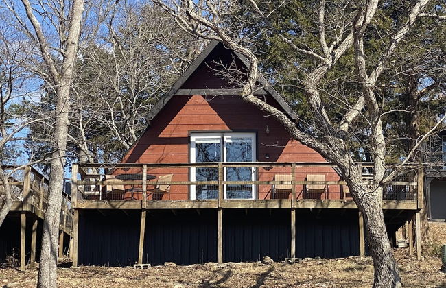 Calm Waters Cabin Resort - Photo 29