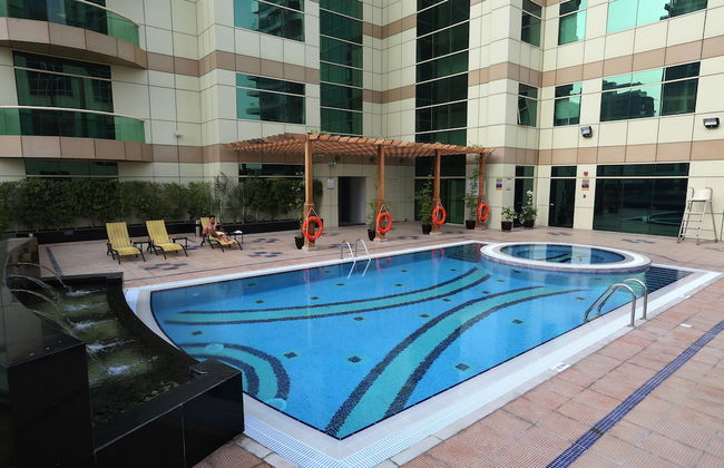 Dunes Hotel Apartments Oud Metha - Photo 40