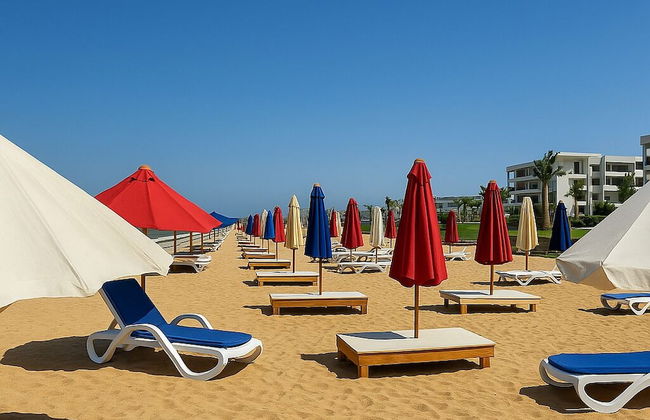 Exclusive Beachside Chalets at Porto Said Resort - Foto 65