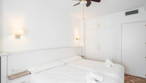 Ronda Suites 193 junto a hospitales y cerca centro con Parking Gratis - Foto 5