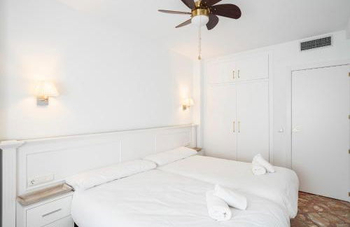 Ronda Suites 193 junto a hospitales y cerca centro con Parking Gratis - Foto 5