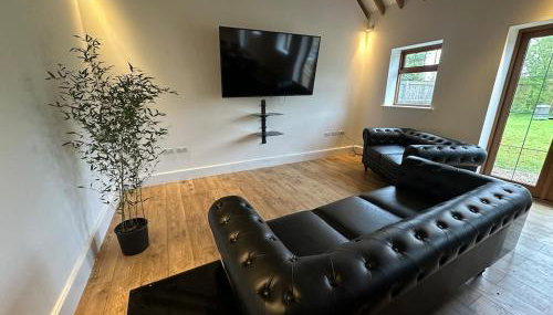 character filled barn renovation - Foto 3