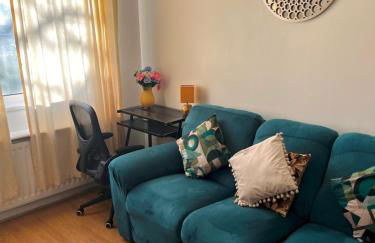 Comfortable 2-Bed Flat in Heart of Tyne Wear - Pass the Keys - Foto 36
