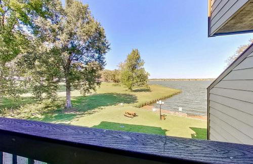 Tranquility on the Lake - Foto 3