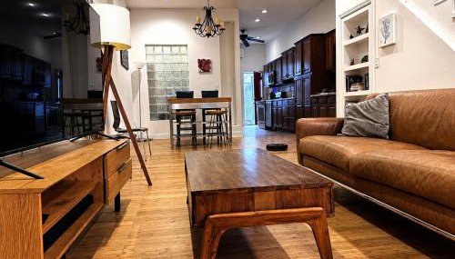 The Heights Haven, Spacious 6 Bedrooms Townhouse with Patio - Foto 2