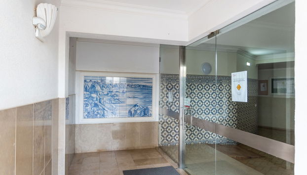 Entrada (vista interior)