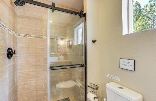 Lakefront Retreat with Kayaks, Paddle Boards and Deck! - Foto 16