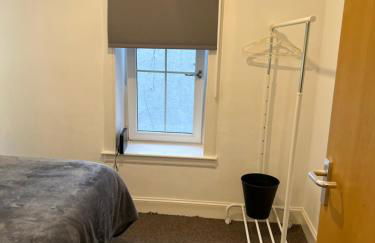 4 bed bungalow near Airport - Foto 41