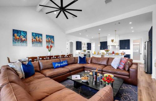 The Woodland Escape with Concierge Services - New Listing - Foto 9