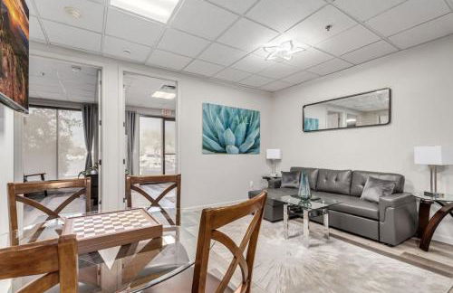 Stylish and Prestigious - 2 Bed 2 Bath On The Avenue - Foto 9