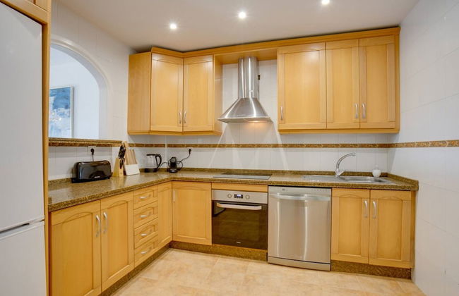 Coastal Apartment/pool/garden/kingbed/acon/freep - Foto 3