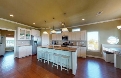 Ultimate Ocean Views Game Room Dog Haven - Foto 11