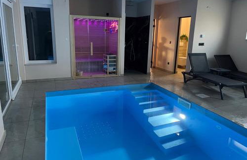 Villa Granea with indoor heated pool and sauna - Foto 1