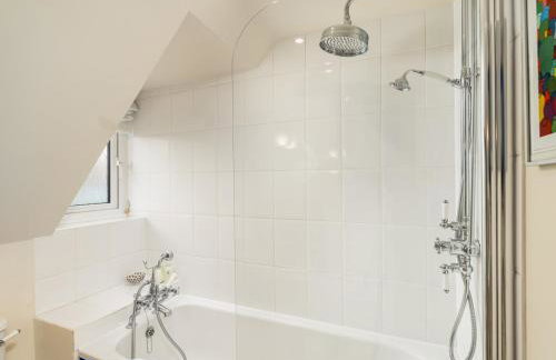 Stylish Cottage Peaceful Rural Retreat Pass The Keys - Foto 15