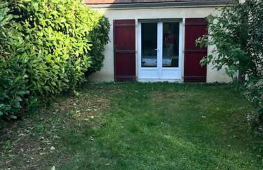 Le First Auversois charmant studio avec jardinet - Foto 16