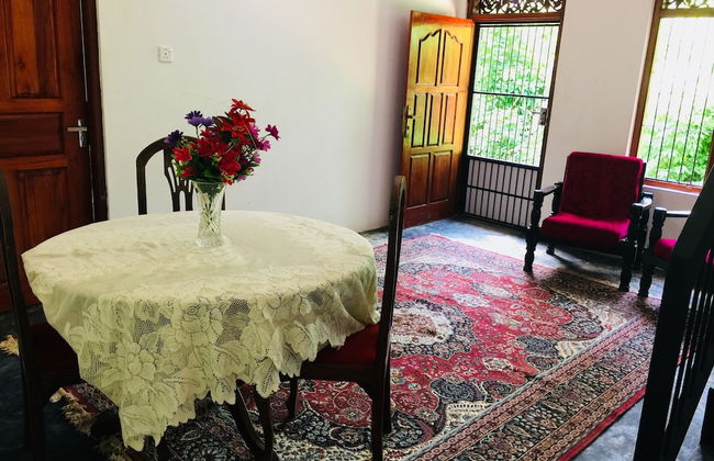 Thaaru Guest - Foto 1