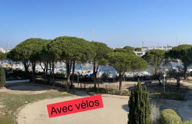 Studio vue port, parking privé, terrasse, clim - Photo 19