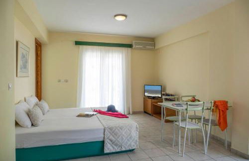 Aristides Hotel - Photo 44