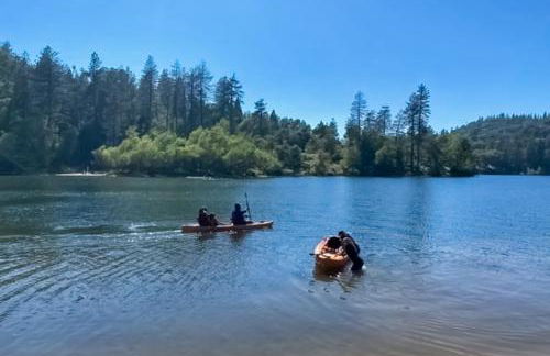 Idyllic Cabin in the Woods Cozy Crestline Retreat - Foto 24