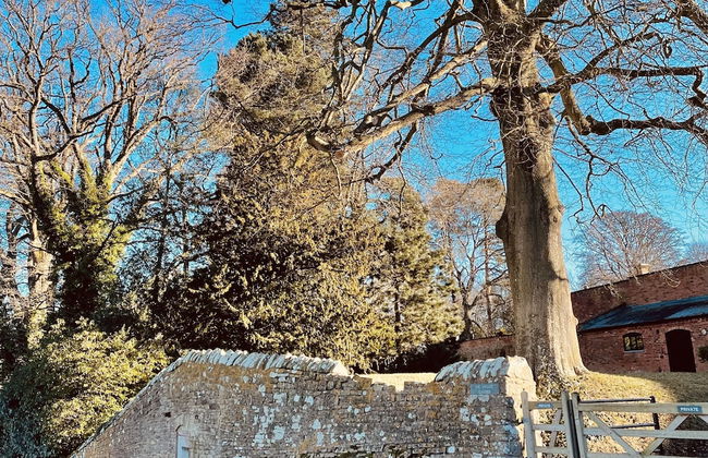 Log Burner and Beamed Ceilings-king Size Bed - Foto 32