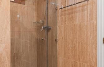 Infinity pool mansion by Costarentals - Ref 85 - Photo 28