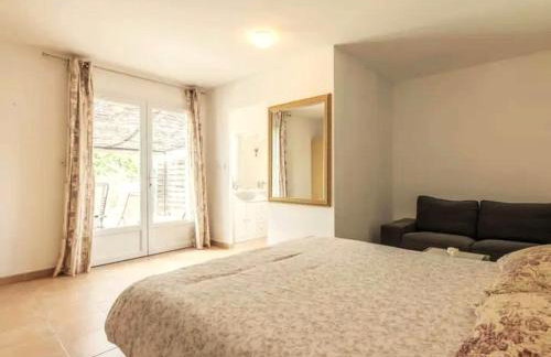 Gîte en Provence entre Pernes les fontaines et St Didier proche l'isle sur sorgues face Mont Ventoux Villa avec piscine - Photo 19