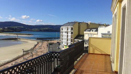 Tres dormitorios con magníficas vistas al mar - Foto 5