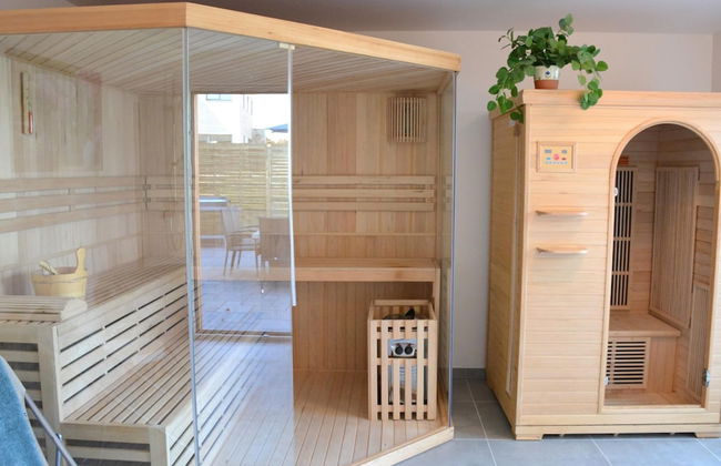 Group Villa With Sauna - Photo 25