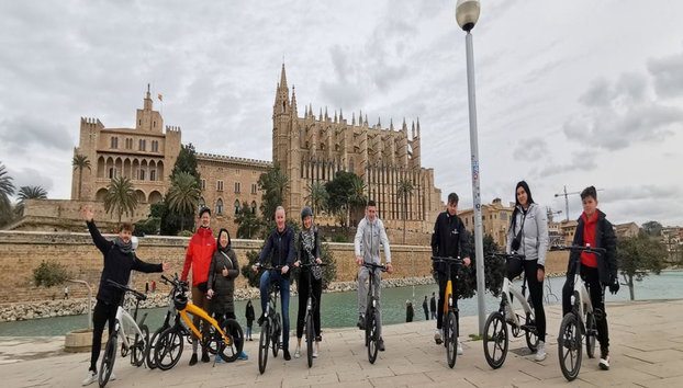Tour en bicicleta eléctrica por Palma de Mallorca (3 horas) - Foto 2