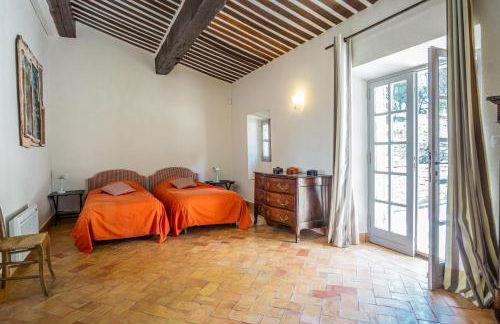 Stunning panoramic views and heated pool in Roussillon - Foto 21