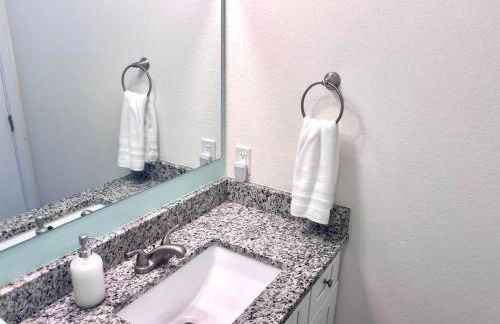 The Harmony Suite Near UF Shands & Downtown - Photo 60