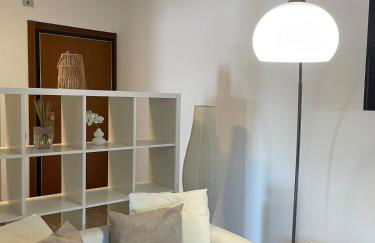 Wood Apartment - Photo 20