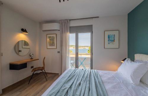 Boutique Saline Apartments - Blue - Photo 17